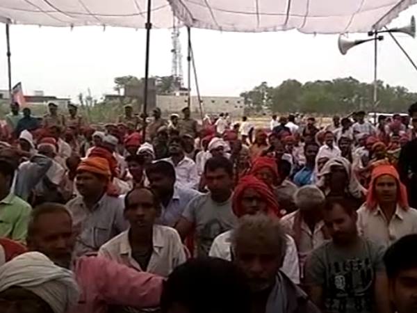 सर्जिकल स्ट्राइक और एयर स्ट्राइक का जिक्र