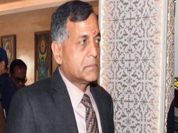 कमेटी में शामिल हैं अशोक लवासा कमेटी में शामिल हैं अशोक लवासा