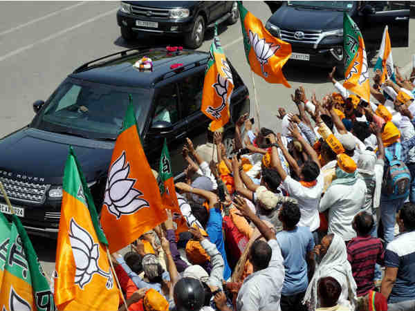 2021 पर है बीजेपी की नजर 2021 पर है बीजेपी की नजर