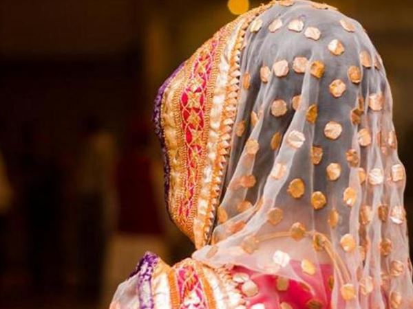 23 अप्रैल को हुई थी शादी