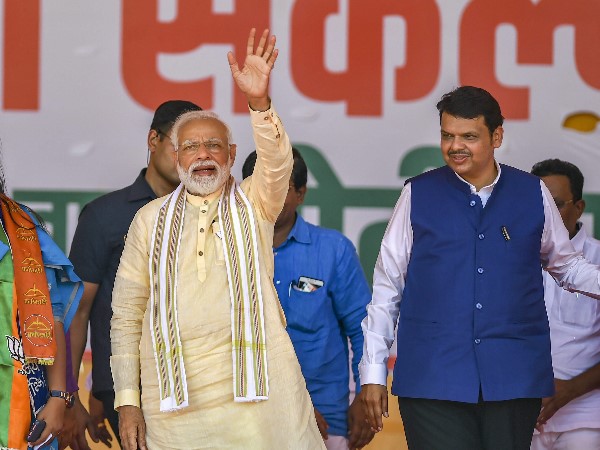 करकरे ने 2008 के मालेगांव बम विस्फोट मामले की जांच का नेतृत्व किया था