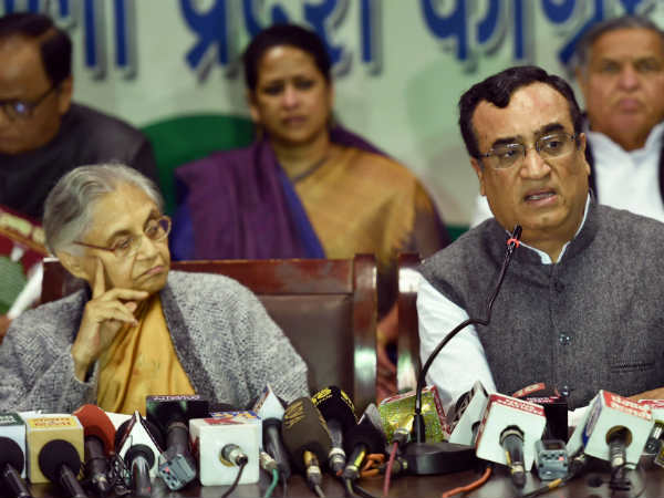 खुद बुरी तरह हार चुकी हैं शीला