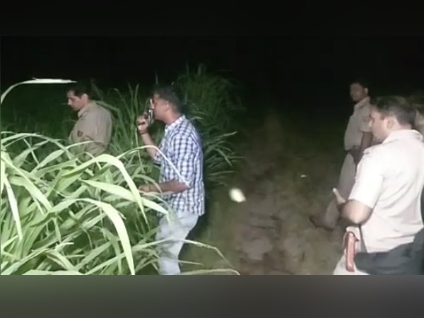 चेकिंग अभियान के दौरान पुलिस ने रोकने की कोशिश की