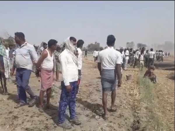 पानी की कमी से जूझ रहे लोग भड़के