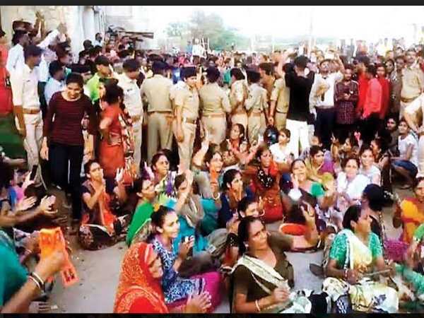 'राज्य में भाईचारे की भावना कायम है'