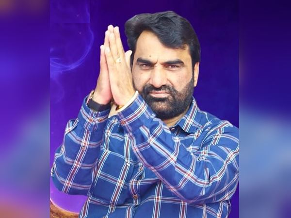 hanuman Beniwal lead from Nagaur Lok sabha Seat against Jyoti mirdha hanuman Beniwal lead from Nagaur Lok sabha Seat against Jyoti mirdha