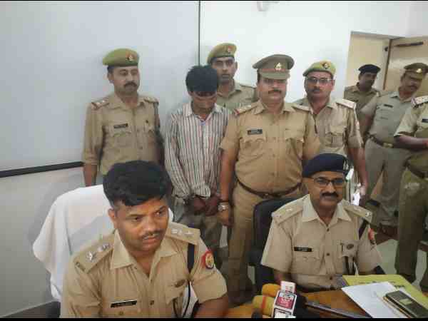 मां-बाप के साथ मिलकर बनाया प्लान