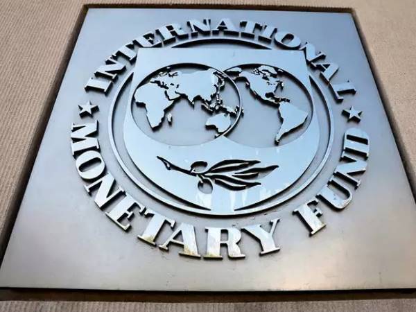 आईएमएफ से मिला 6 अरब डॉलर का बेल आउट पैकेज