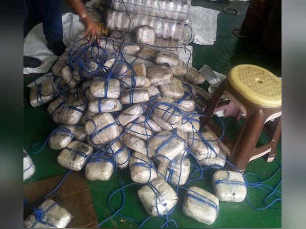 Pakistan boat with drugs worth Rs 800 crore seized off Gujarat coast 