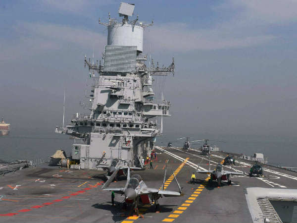 चीनी नेवी की सालगिरह पर भारत ने लिया हिस्सा चीनी नेवी की सालगिरह पर भारत ने लिया हिस्सा