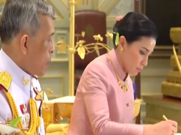 70 साल सिंहासन पर बैठे वजीरालांगकार्न के पिता