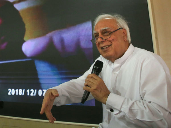 तो इसलिए राहुल का नाम नहीं घोषित हुआ