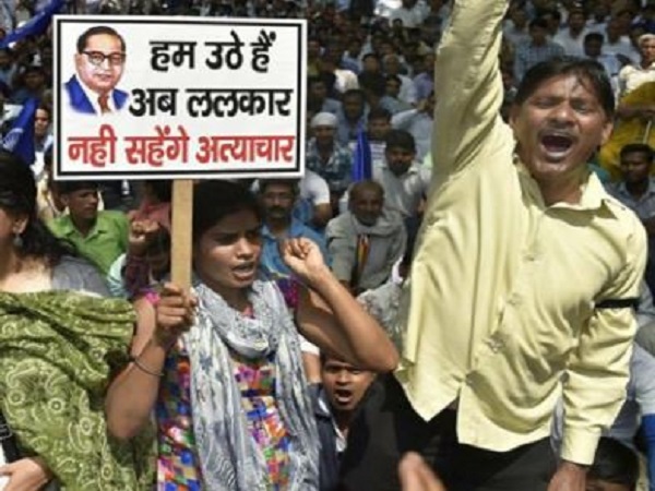 लोर में ठाकोर बहुसंख्यक हैं 