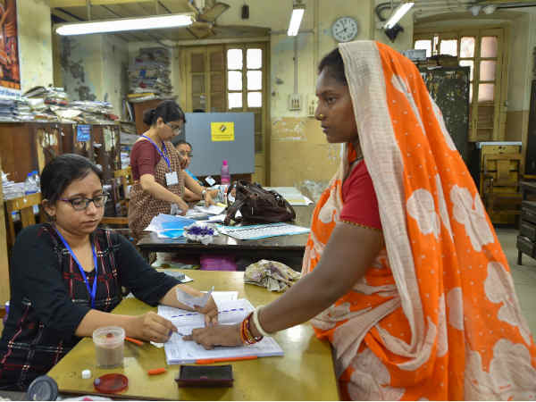 दोनों सीटों पर बंगाल की वोटिंग ट्रेंड से अलग पैटर्न