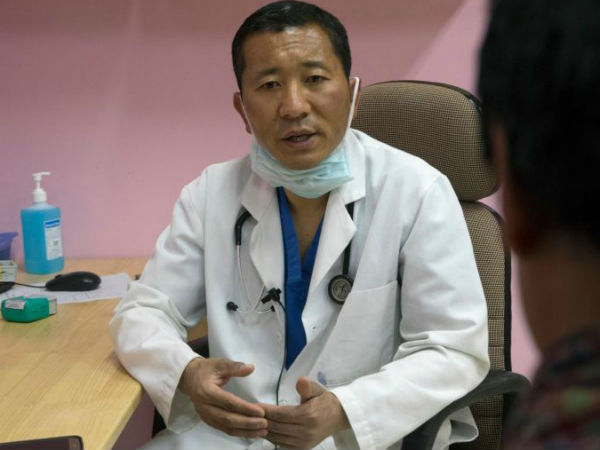 पीएम शेरिंग बन जाते हैं सर्जन पीएम शेरिंग बन जाते हैं सर्जन