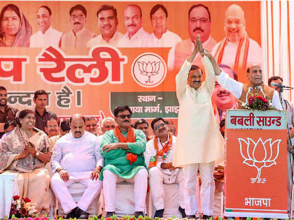 महेश शर्मा, बीजेपी