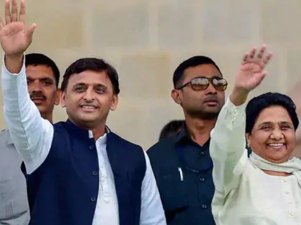 अखिलेश ने कहा- इस बार परिवर्तन की हवा चल रही है