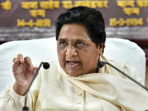 धाकड़ के पाला बदलने पर मायावती ने जताई थी नाराजगी