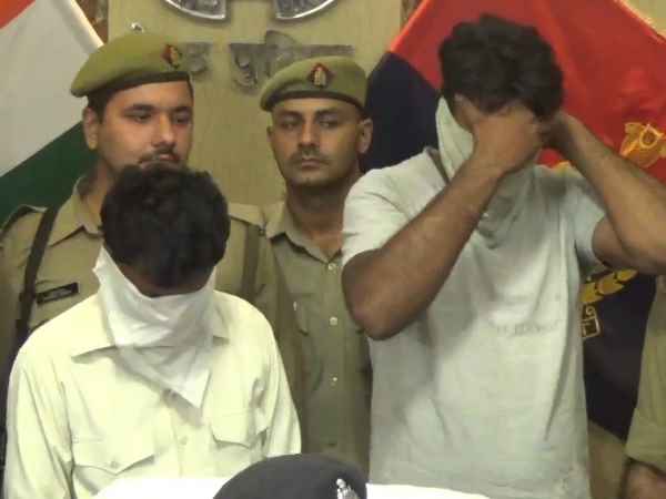 चाइल्ड हेल्प लाइन यूनिट की ली मदद