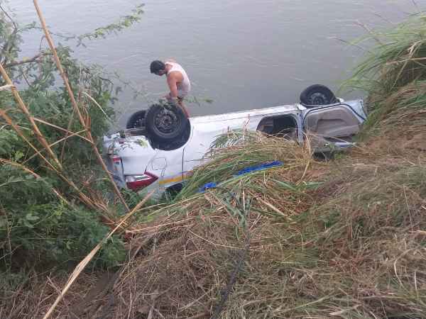 Five people died in meerut car accident