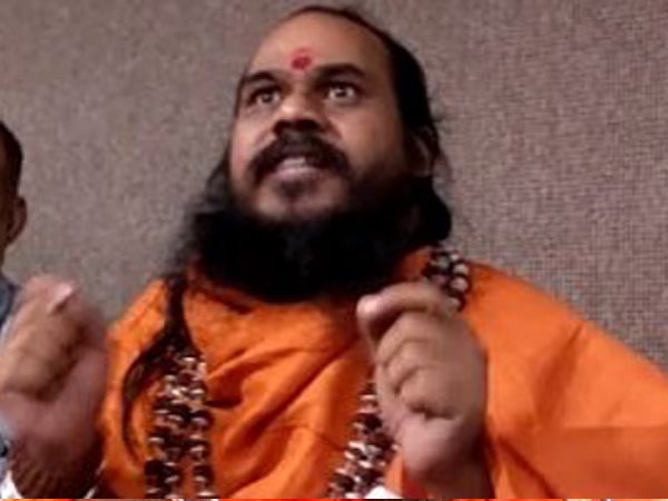 अखाड़ा परिषद ने की कार्रवाई