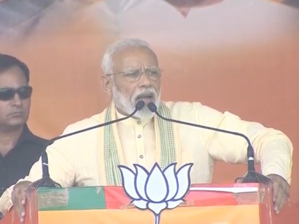 महामिलावटी समाज को तोड़ रहे: मोदी