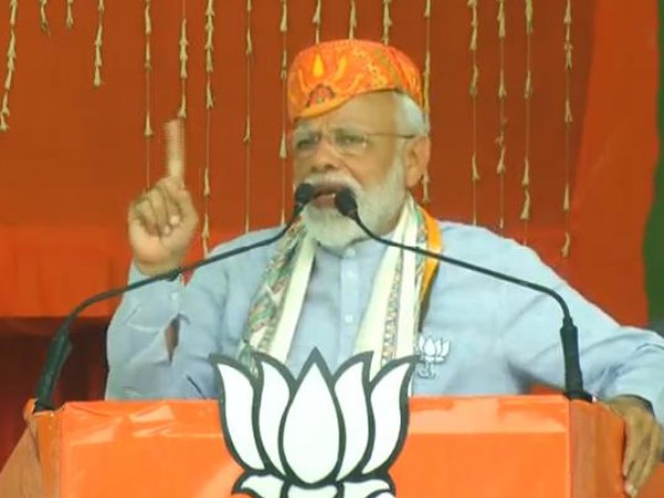 वीडियो सोशल मीडिया पर काफी तेजी से वायरल हो रहा है वीडियो सोशल मीडिया पर काफी तेजी से वायरल हो रहा है