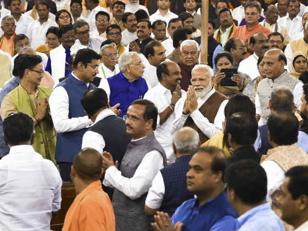 इन लोगों को गया पीएमओ से फोन इन लोगों को गया पीएमओ से फोन