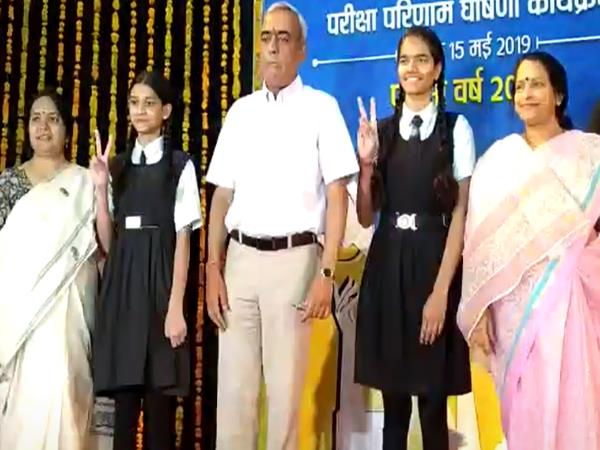 Sagar Watchman Son Aayushman top in MP board 10th result 2019