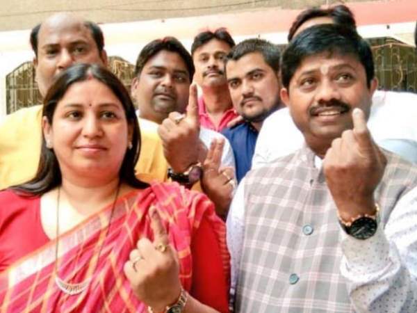 12 मई की दोपहर आया कॉल