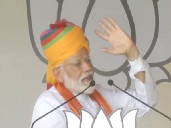 नामदार परिवार की चौथी पीढ़ी भी यही काम कर रही है