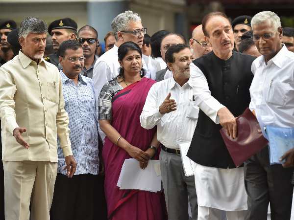 कर्नाटक फॉर्मूला पर अमल कर्नाटक फॉर्मूला पर अमल