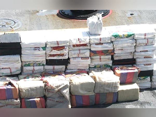 1000 करोड़ रुपये का ड्रग्स लेकर निकले थे पाकिस्तान से 1000 करोड़ रुपये का ड्रग्स लेकर निकले थे पाकिस्तान से