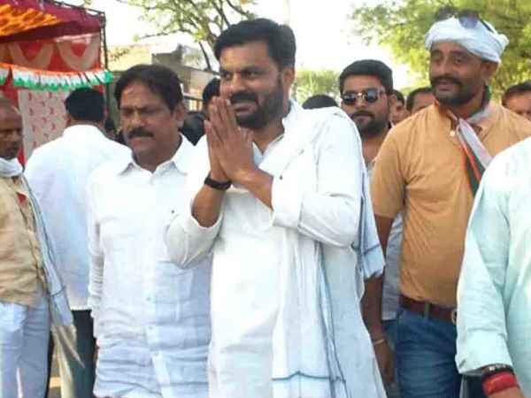 फूलपुर में कांग्रेस का खराब प्रदर्शन फूलपुर में कांग्रेस का खराब प्रदर्शन