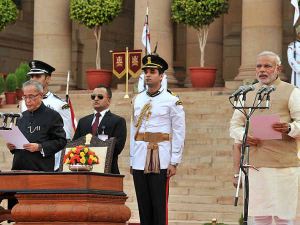 प्रधानमंत्री और मंत्रियों की शपथ 