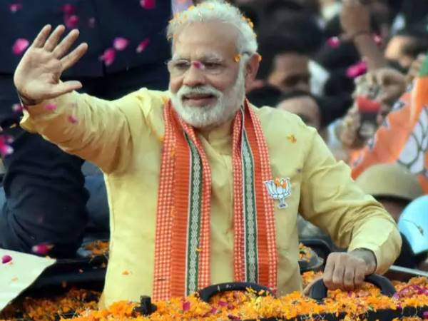 वाराणसी में लड़ाई और दिलचस्प