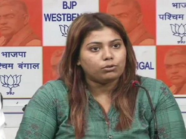 जेल से निकलने के बाद प्रियंका ने कहा-मैं माफी नहीं मांगूंगी जेल से निकलने के बाद प्रियंका ने कहा-मैं माफी नहीं मांगूंगी