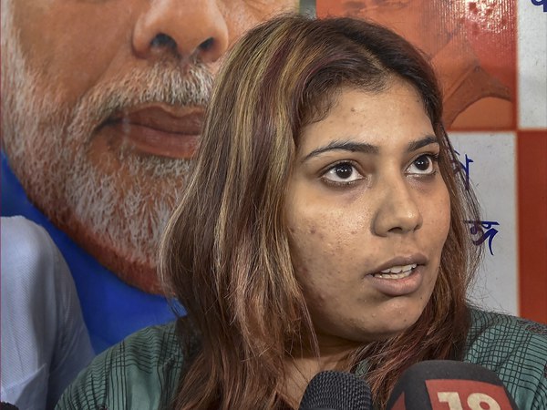 जानिए कौन हैं प्रियंका शर्मा जानिए कौन हैं प्रियंका शर्मा