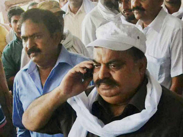  33 सीटों पर 'रेड अलर्ट'