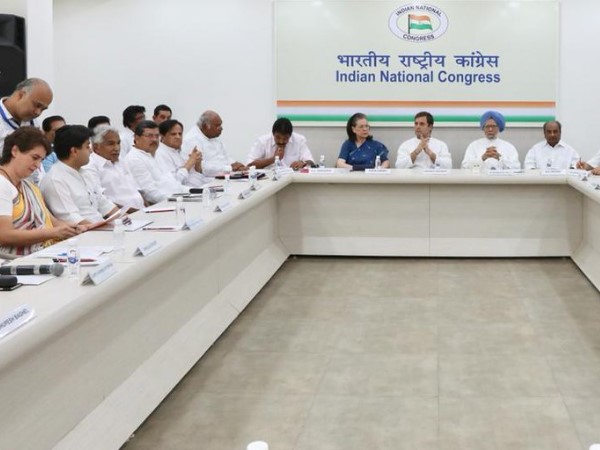 बैठक में मीडिया की भूमिका पर उठाए गए सवाल बैठक में मीडिया की भूमिका पर उठाए गए सवाल