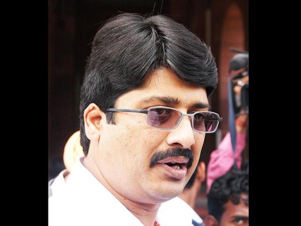 राजा भैया ने किया ट्वीट, जनता से की ये अपील