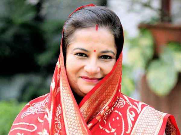 प्रतापगढ़ में हिली नींव प्रतापगढ़ में हिली नींव