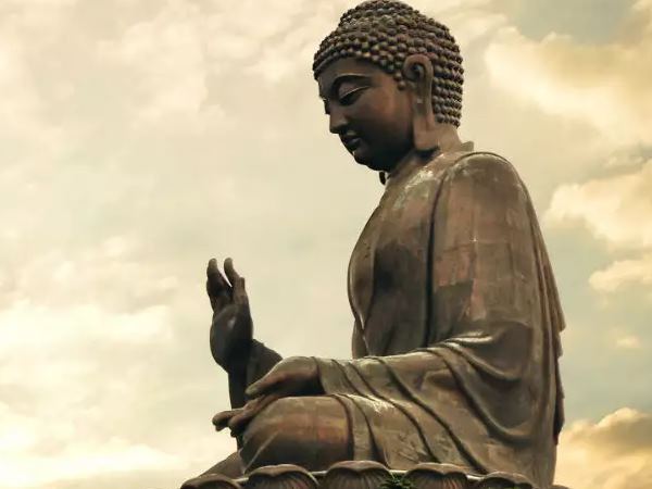 आज ही हुआ बुद्ध का महानिर्वाण