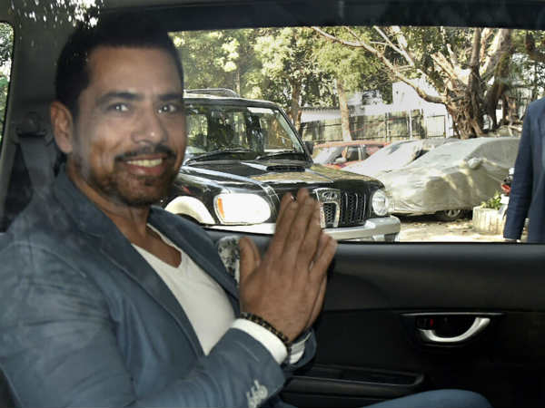 नफरत से भरी है बीजेपी- प्रियंका के पति