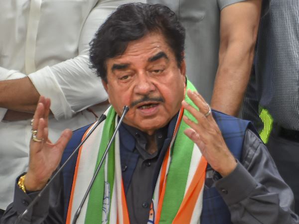 'मोदी कहर' में बदल चुकी है मोदी लहर: सिन्हा