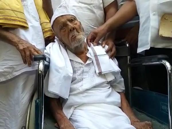 सुबह 3 बजे उठकर व्यायाम करते हैं शिवानंद बाबा