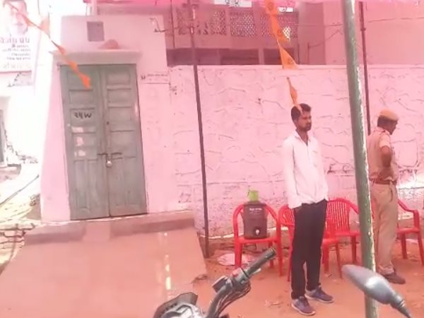 Sikar BJP Lok sabha Election 2019 Office seazed By Administration Sikar BJP Lok sabha Election 2019 Office seazed By Administration