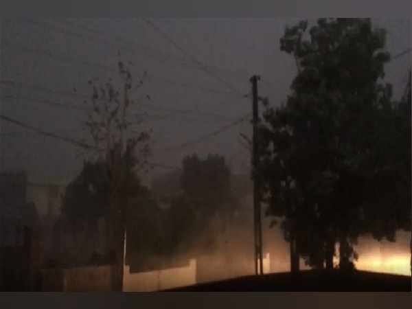 storm hits Gujarat, heavy rainfall, monsoon, Gujarat, storm destroyed assets, aravalli district News, Heavy rain in Gujarat, Heavy rain, Dust storms, Aravalli, Latest News, Photos