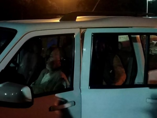 पास के बिना नहीं थी एंट्री