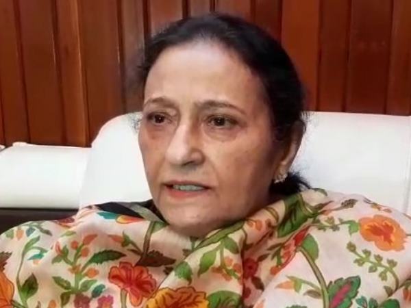 एक-दूसरे आरोप लगा रहे आजम और अधिकारी